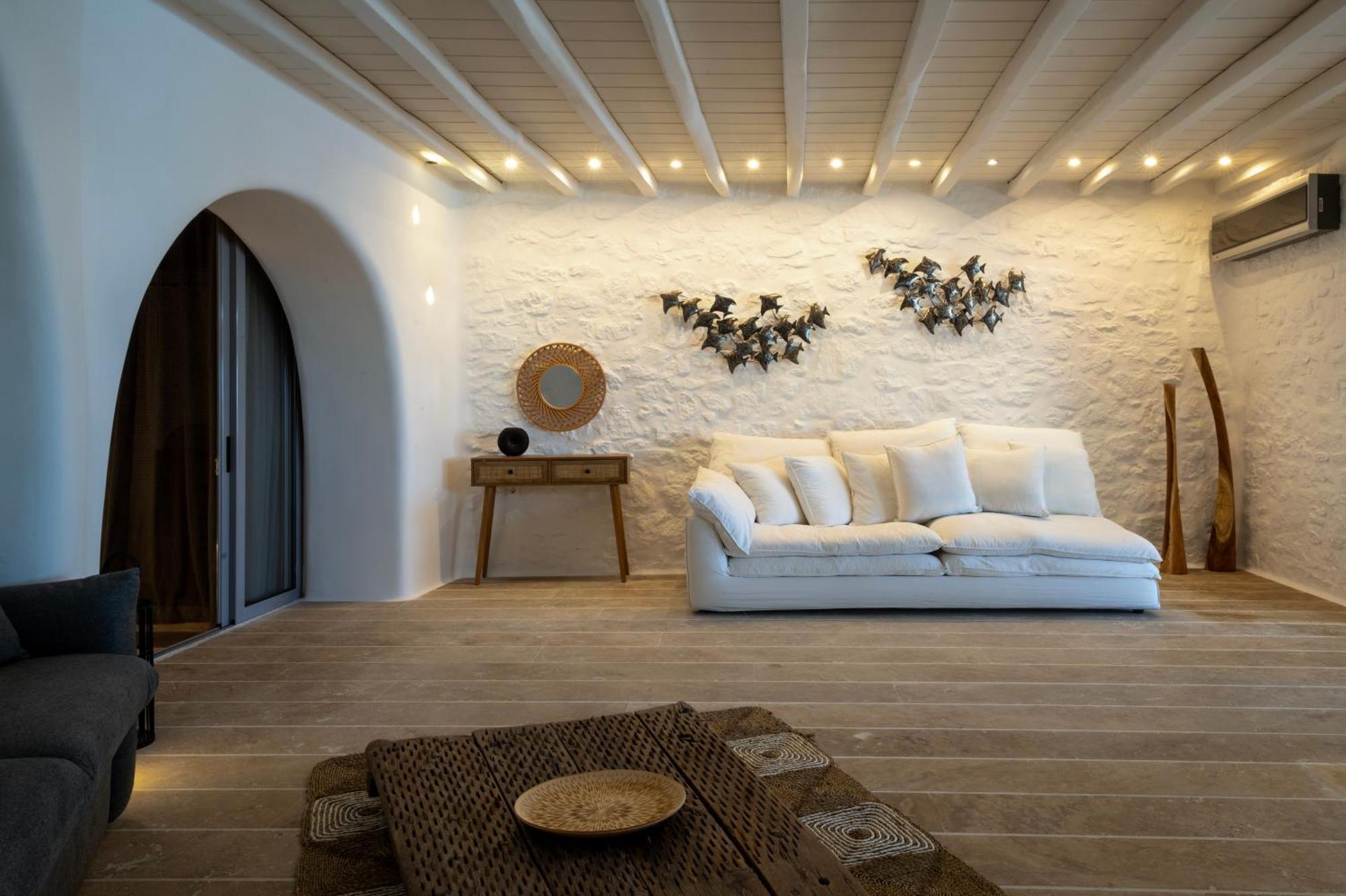 White Stone Mykonos * Agios Ioannis Diakoftis